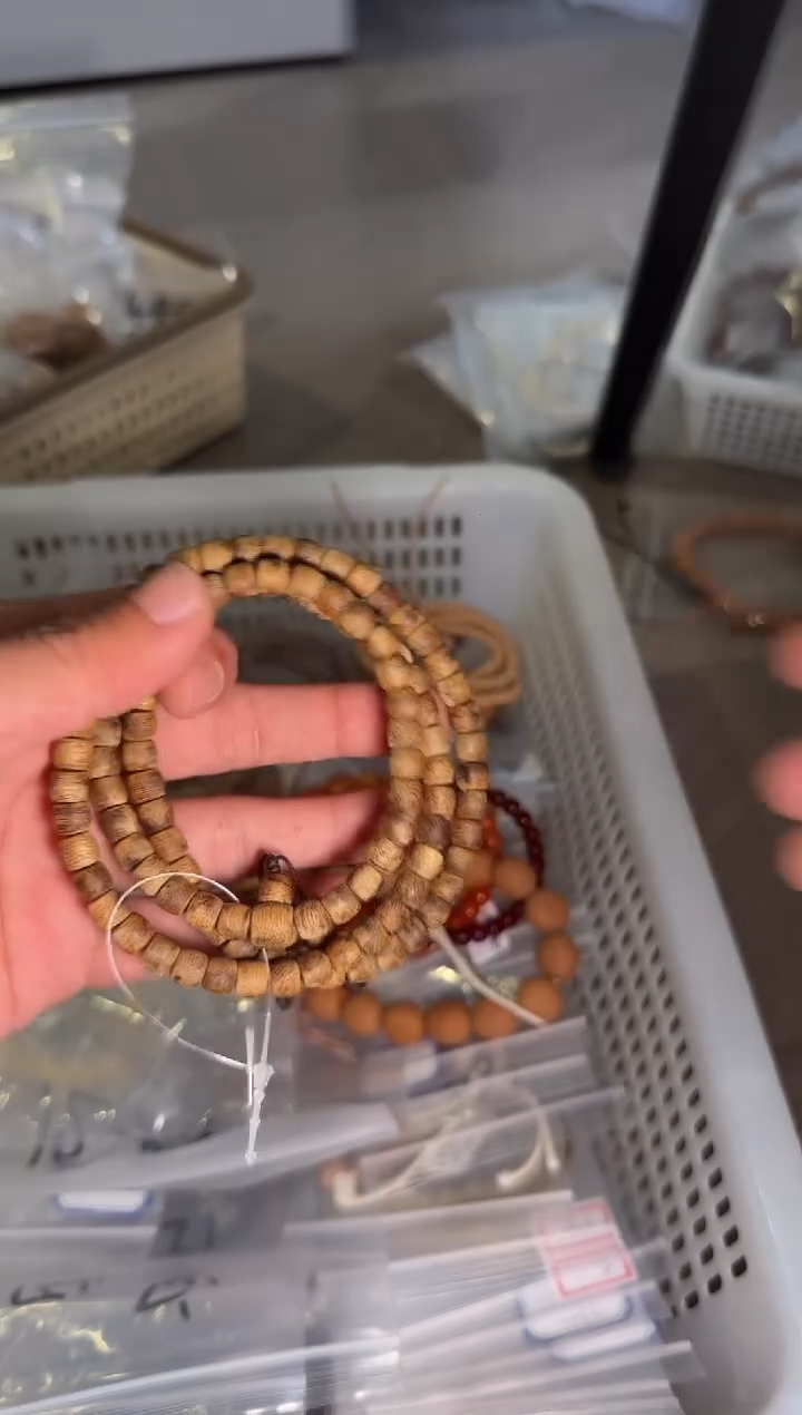 沉香手串海南莺歌绿奇楠尺寸7.5