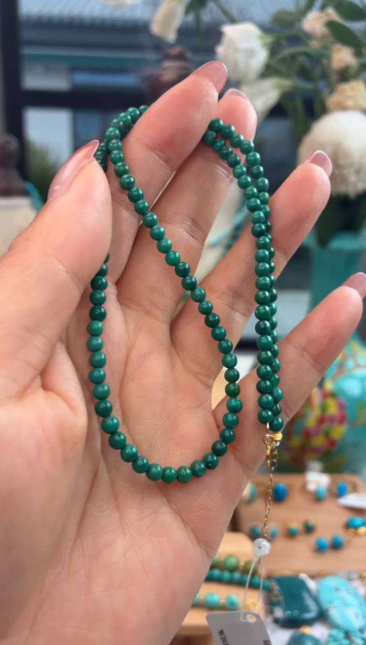 18K金镶嵌绿松石项链1