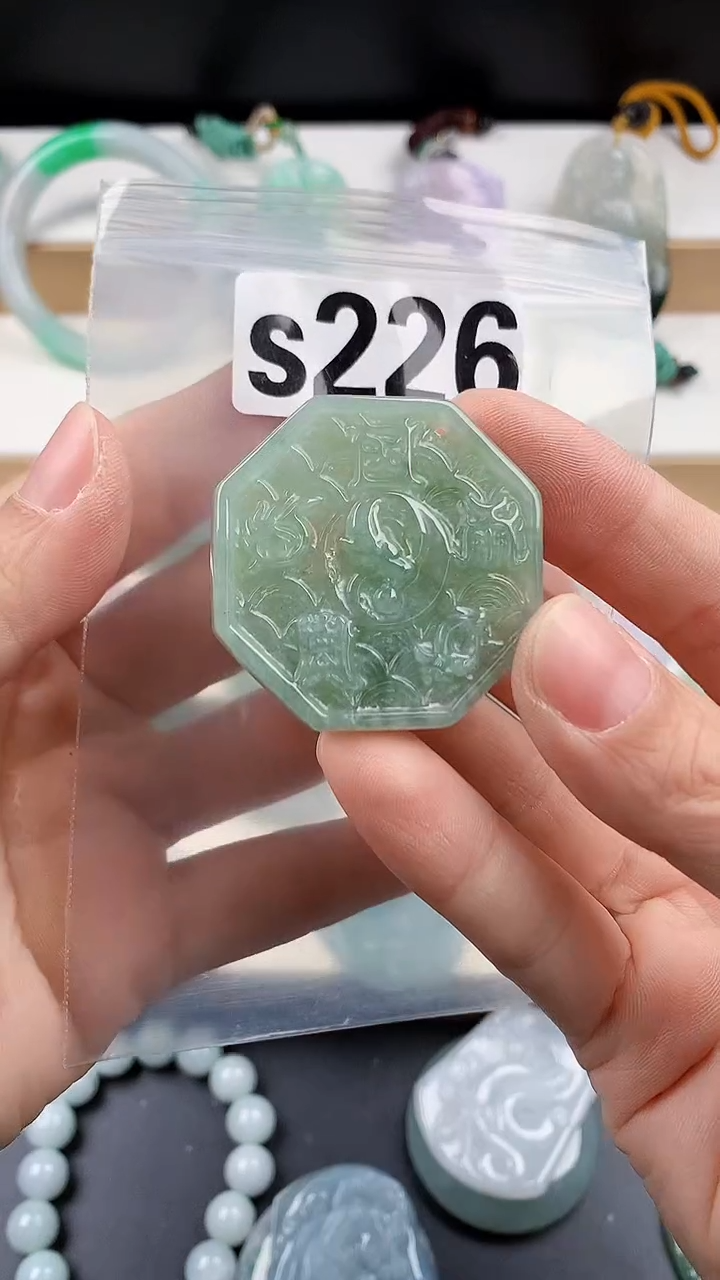 颈饰未镶嵌翡翠天然翡翠吊坠挂件