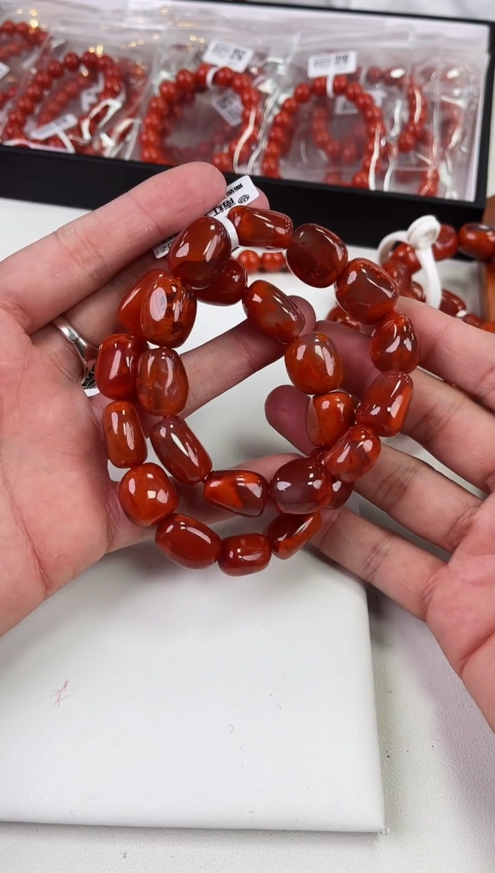 【闪购商品】南红玛瑙瓦西随型手串未镶嵌（多样式发其一）