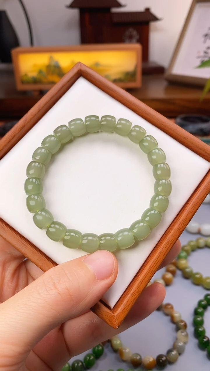 未镶嵌手串和田玉青海料葡萄肉