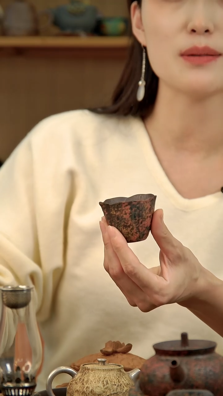 言野手作 岩矿花瓣杯