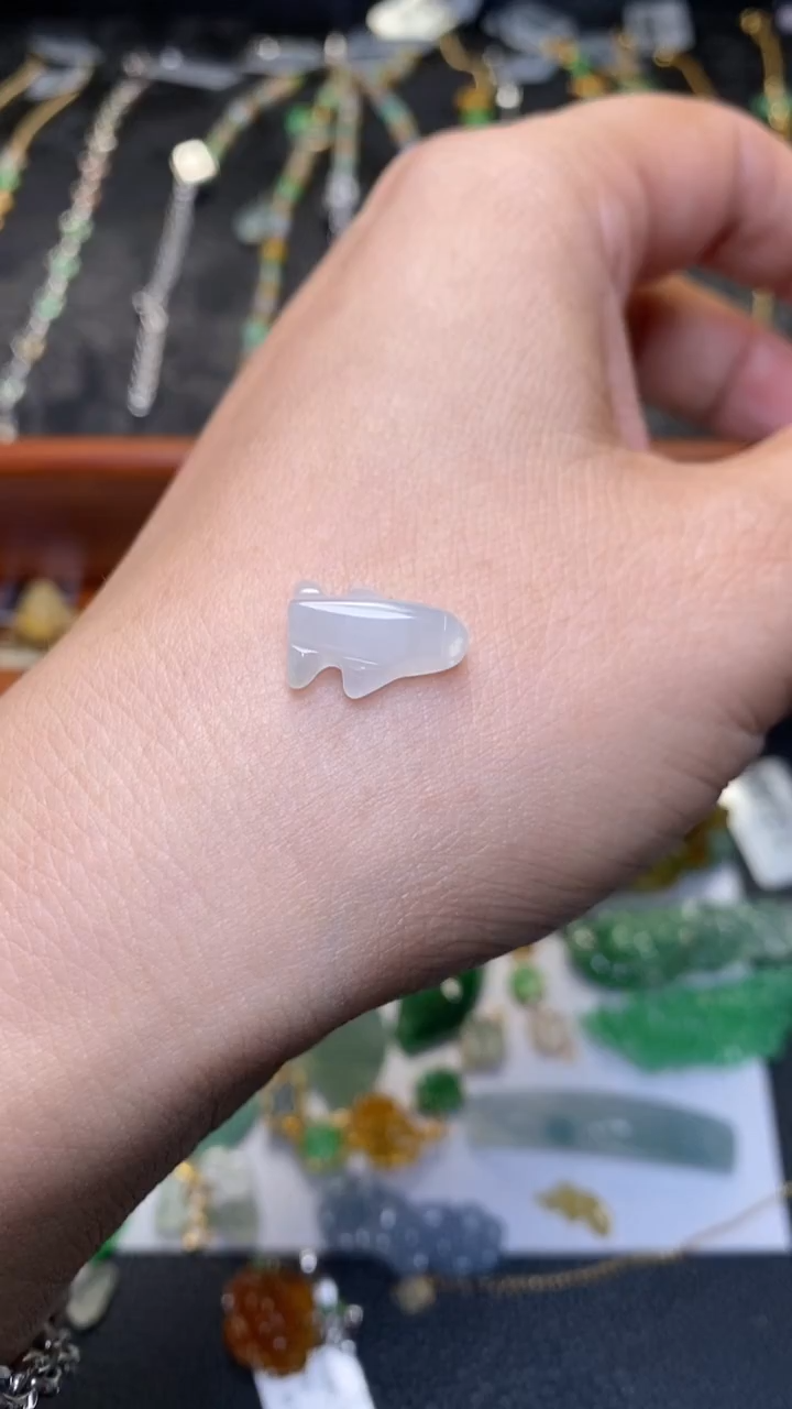 颈饰未镶嵌翡翠云*净货33745