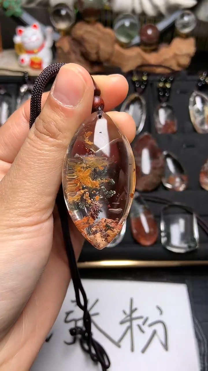 【闪购商品】水晶吊坠(赠链)未镶嵌23