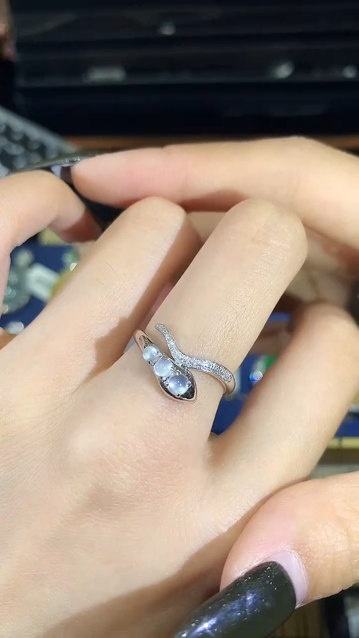 【闪购商品】翡翠戒指18K金镶嵌翡翠戒指YC