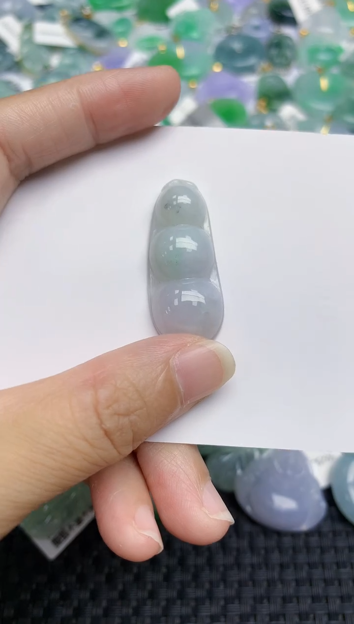 翡翠未镶嵌颈饰天然缅甸A货翡翠百元以上9元证书费自理