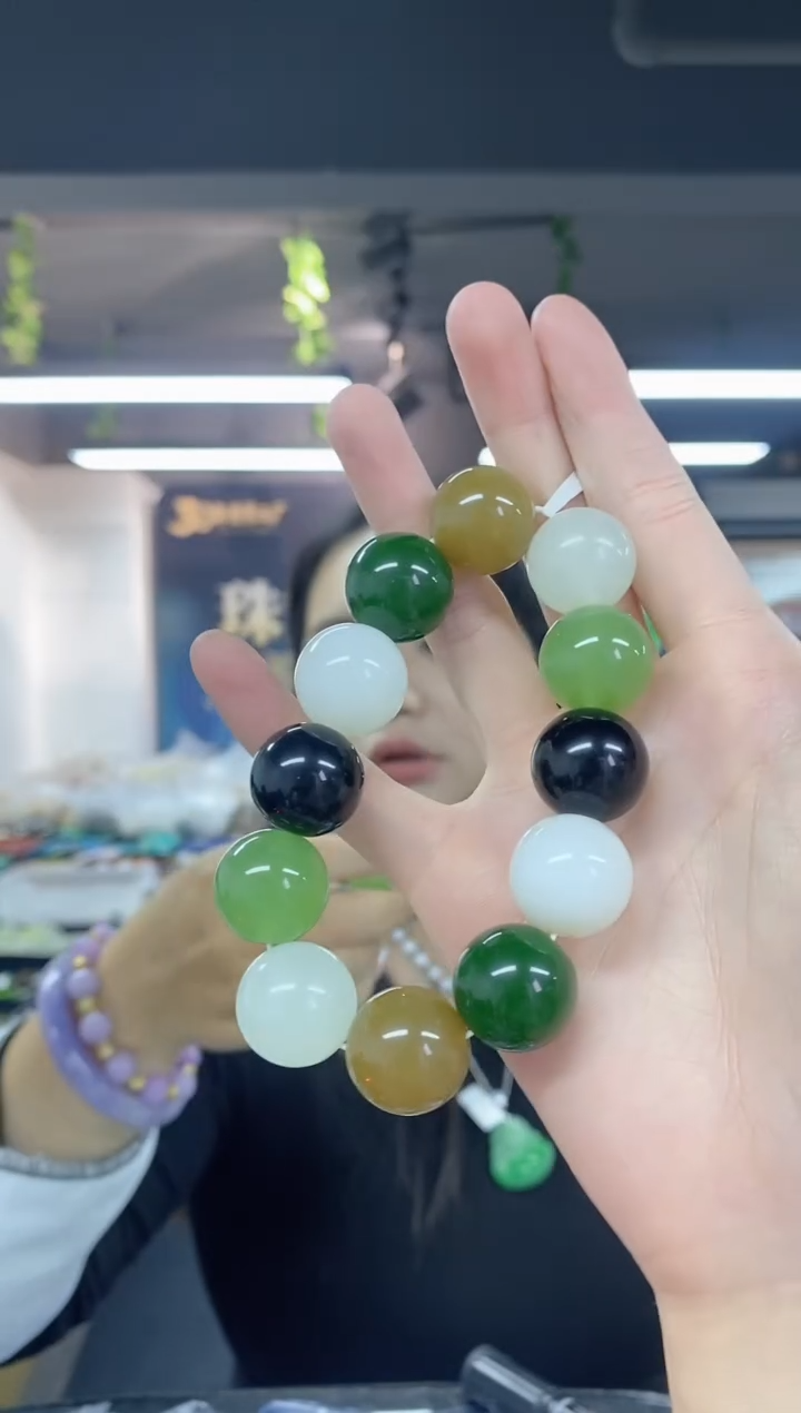 手链未镶嵌和田玉多样性发其一颜色微差