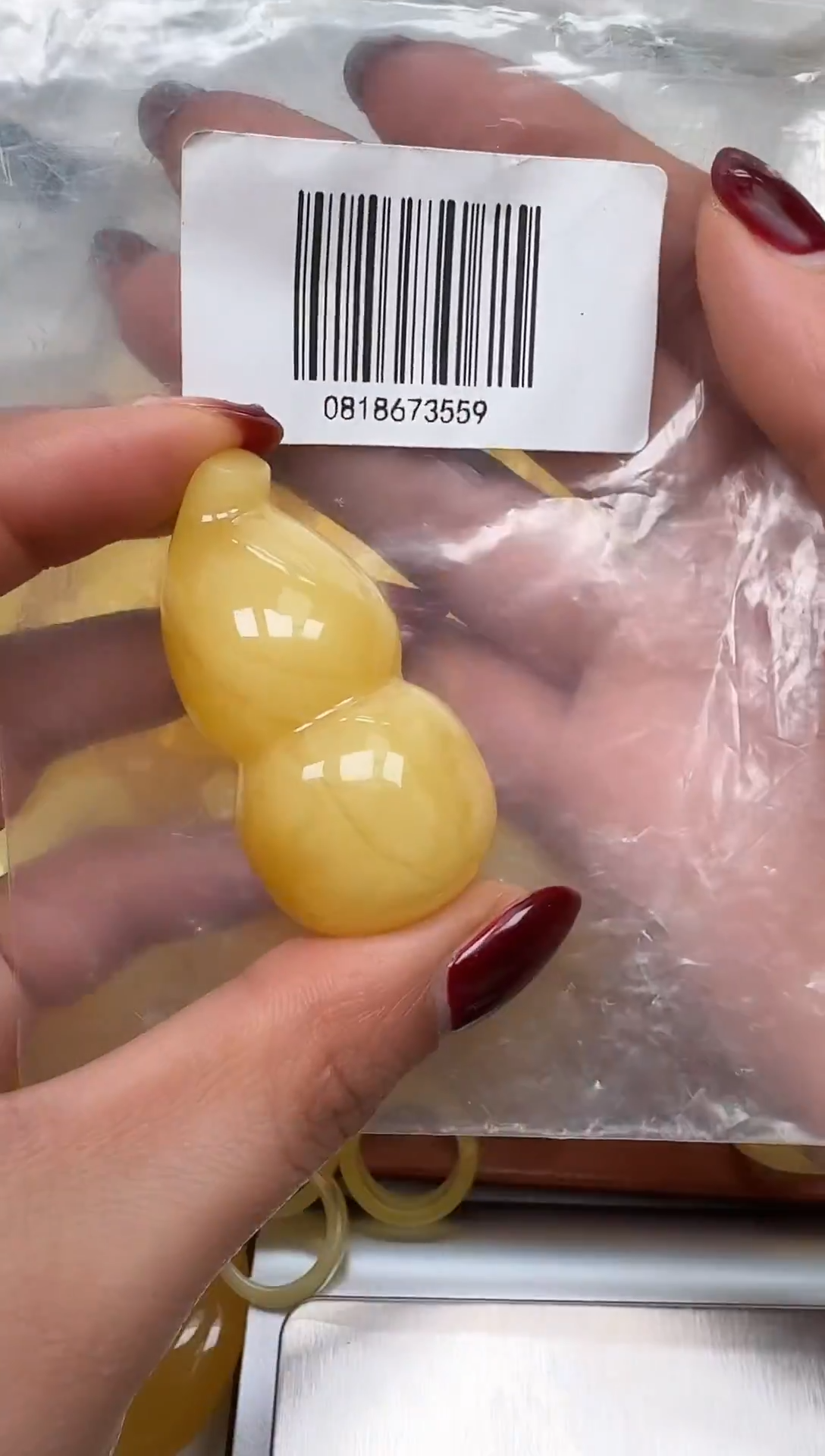 裸石琥珀未镶嵌如图