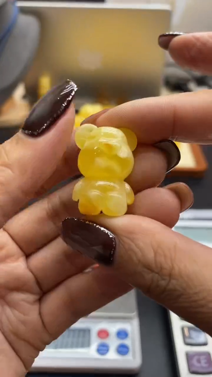 琥珀未镶嵌珠宝奇石2322