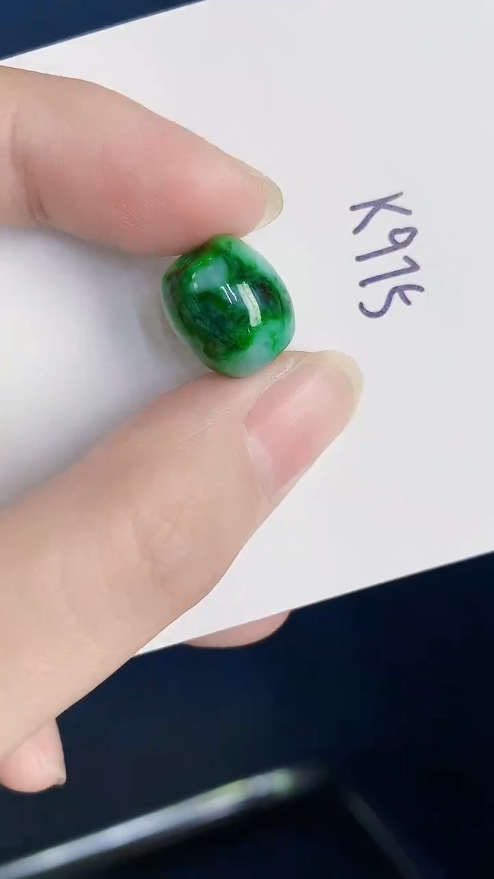 颈饰未镶嵌翡翠天然翡翠缅甸A货