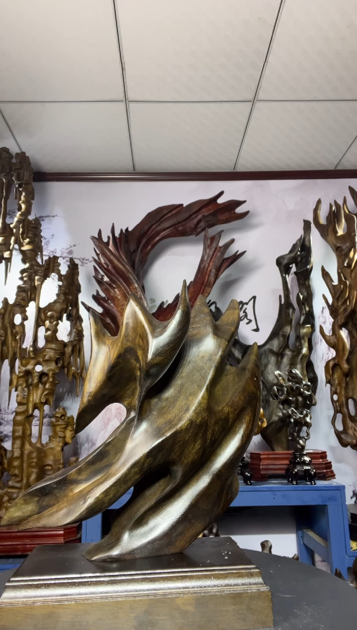金丝楠木雕款见**齐金丝楠木工艺品摆件