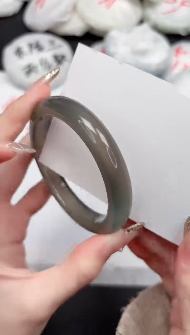 【闪购商品】石英质玉手镯未镶嵌265-56