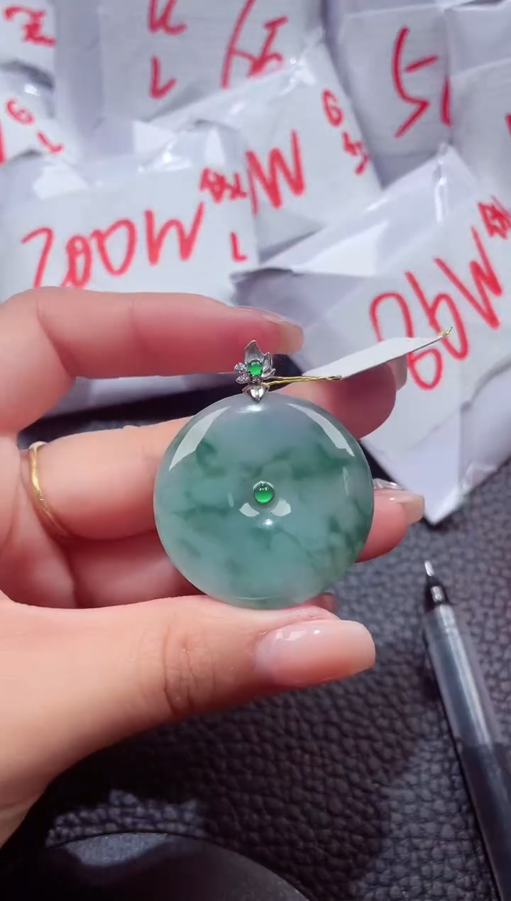 颈饰18K金镶嵌翡翠4984