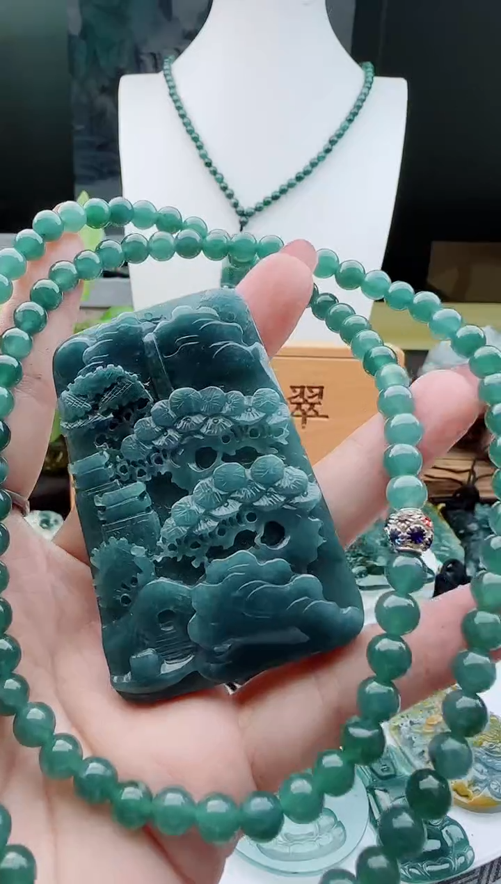 【闪购商品】翡翠颈饰未镶嵌111111111