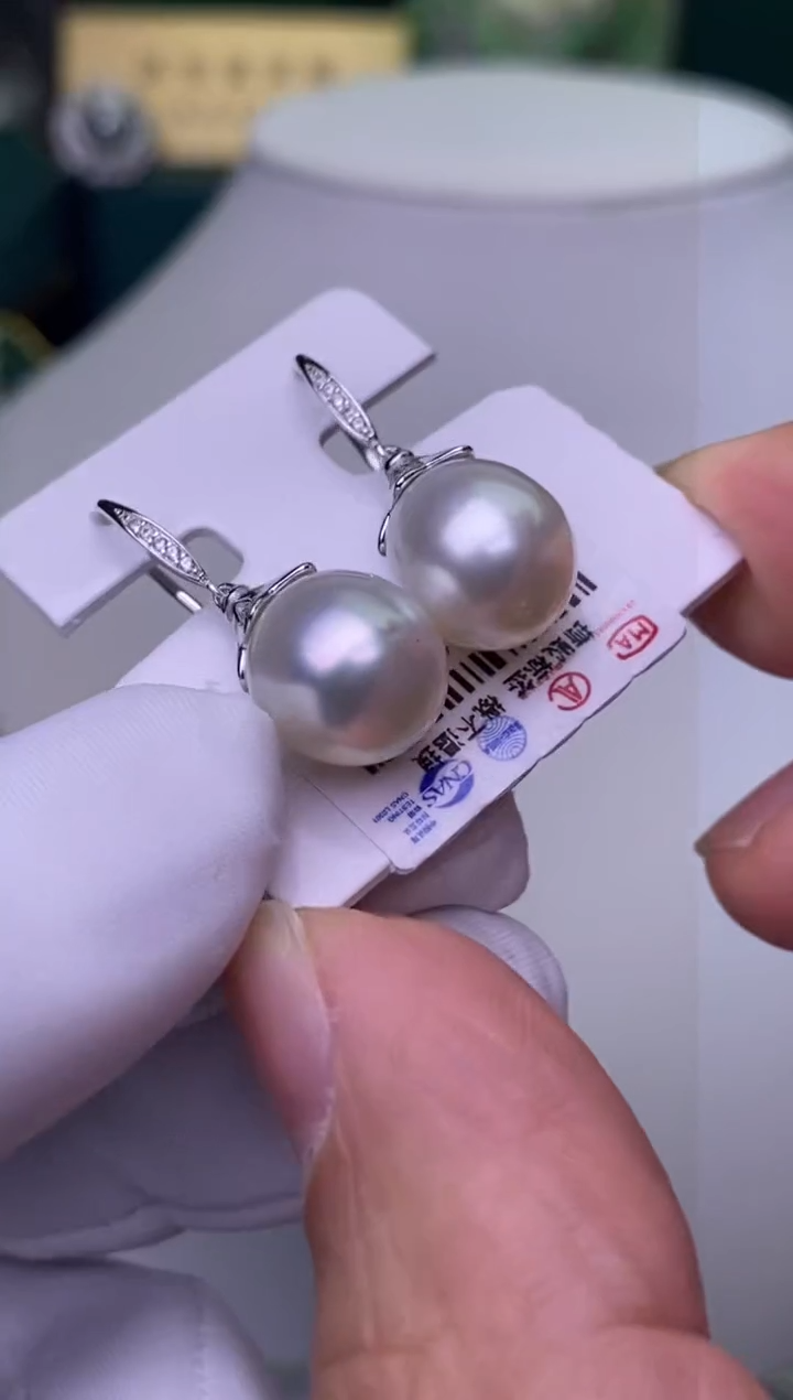 【闪购商品】海水珍珠耳饰银S925镶嵌1