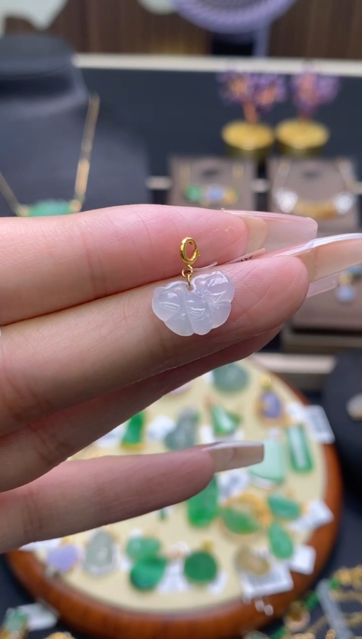 【闪购商品】翡翠颈饰18K金镶嵌净货18524