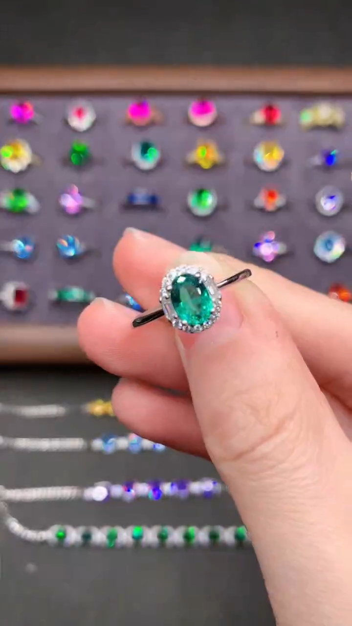 【闪购商品】祖母绿戒指银S925镶嵌......