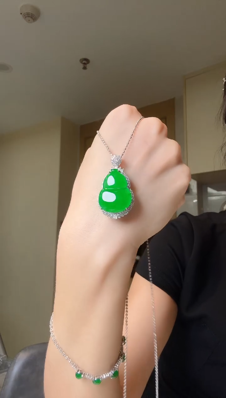 翡翠银S925镶嵌吊坠(不含链)天然翡翠吊坠