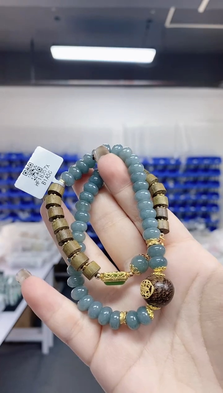 【闪购商品】翡翠手串未镶嵌多样性发其一颜色微差