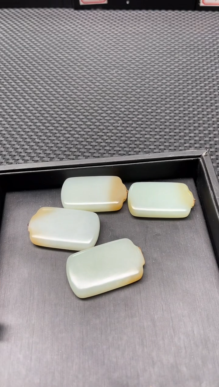 【闪购商品】和田玉吊坠未镶嵌多样性发1件