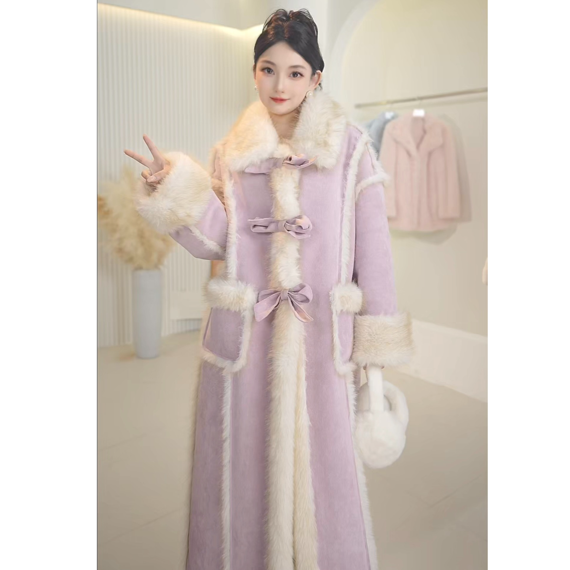 【拉夏贝尔】秋冬新款设计师大翻领两面穿蝴蝶结加厚宽松长款外套女