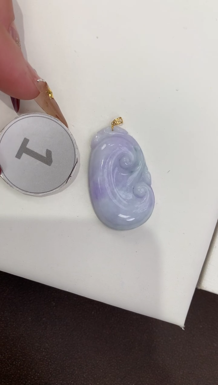 颈饰18K金镶嵌翡翠天然缅甸a货翡翠