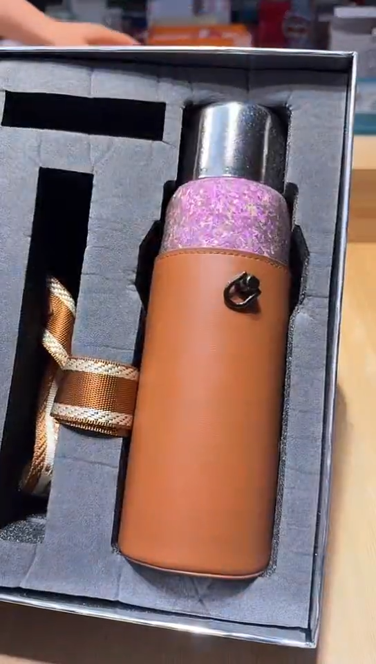 瓷片生活的本意是开心啊@@1
