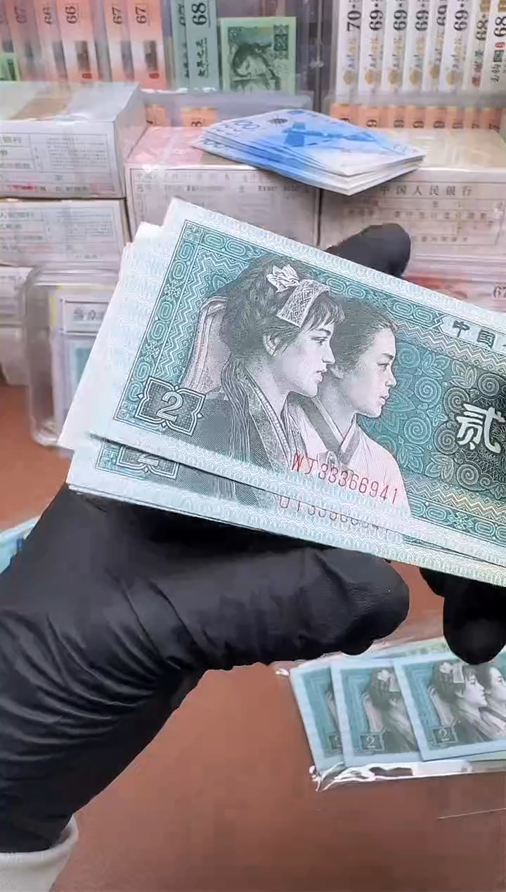 【闪购商品】8002三胞胎葫芦头带天眼 无4
