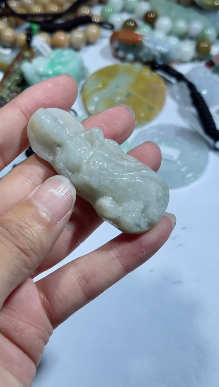 【闪购商品】翡翠吊坠(不含链)未镶嵌 00011792