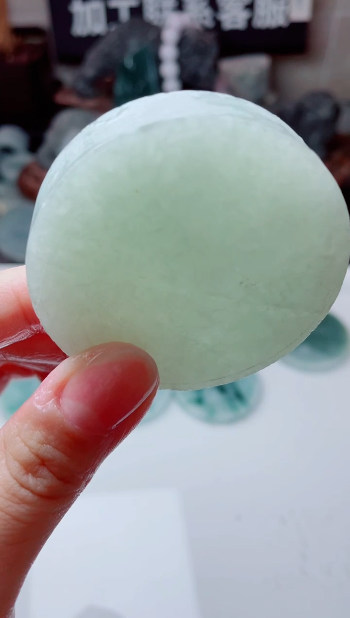 翡翠未镶嵌颈饰4471......