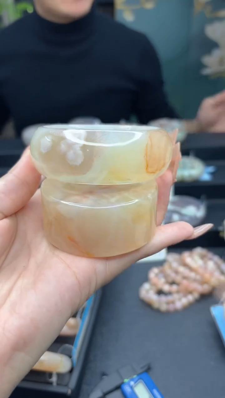 【闪购商品】石英质玉手镯未镶嵌2181（62圈赠送镯心）