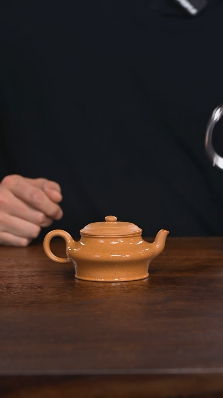 茶壶紫砂老档口黄金段 高虚扁紫砂壶