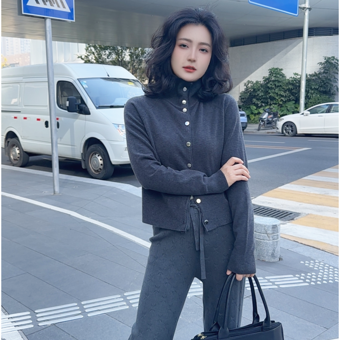 【序扣】气质慵懒亲肤软糯开衫毛衣韩系小众宽松显瘦上衣时尚百搭