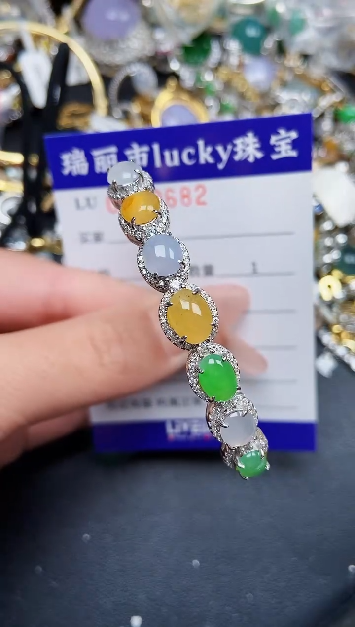 【闪购商品】翡翠颈饰银S925镶嵌0682