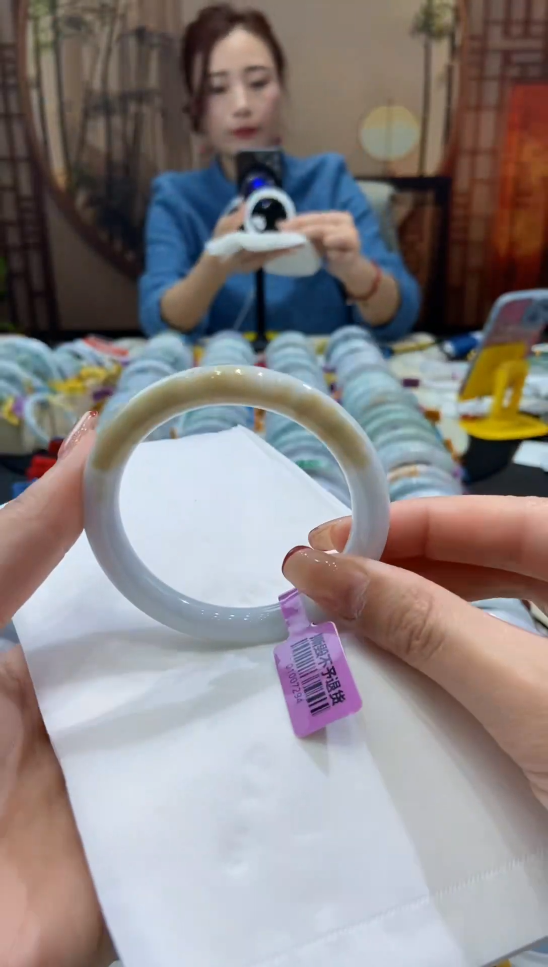 【闪购商品】翡翠手镯未镶嵌00008693