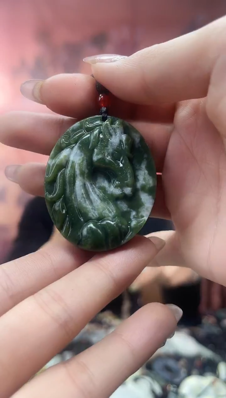 未镶嵌岫玉吊坠·
