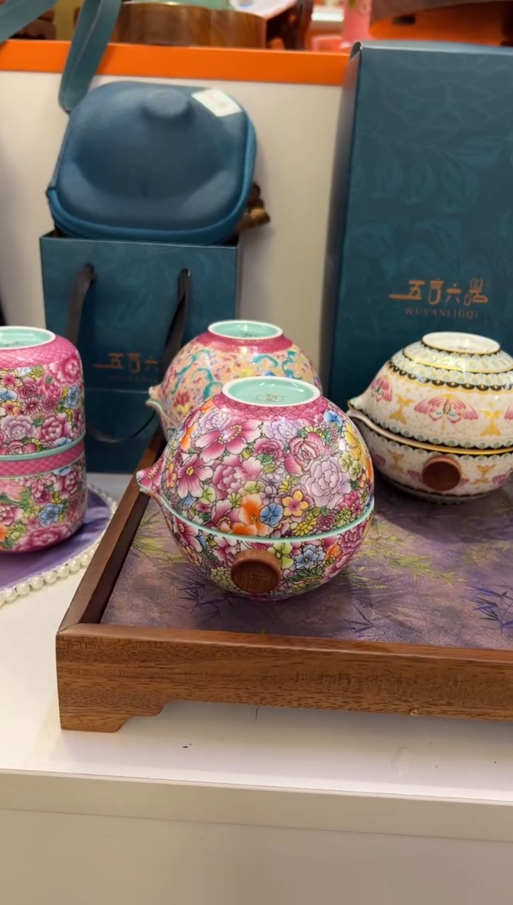 瓷片小乔闪购链接