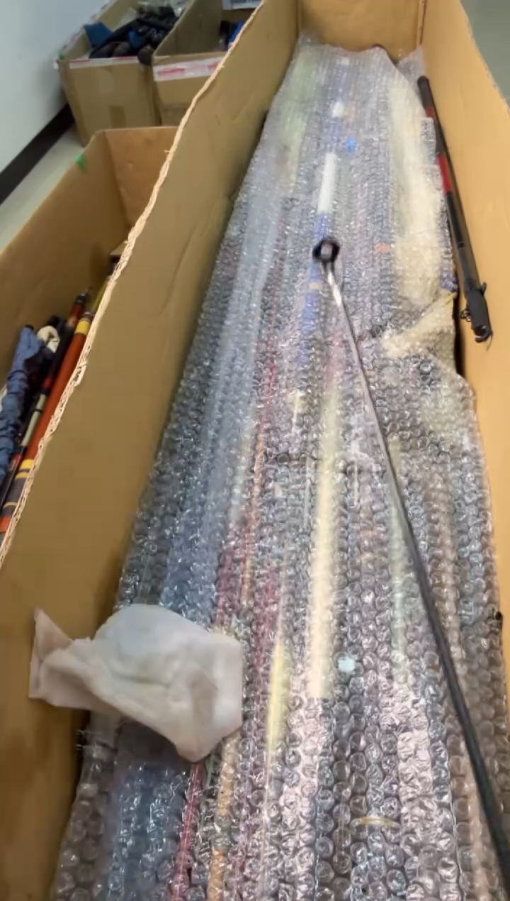 浪**毛 孤品微瑕， 以直播间为准  加 10元发顺丰