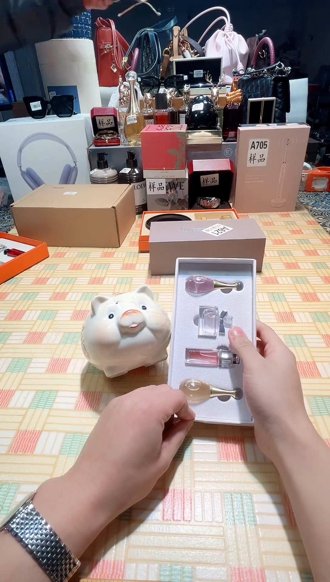 瓷片瓷器 库房到期 全部地板价@@1