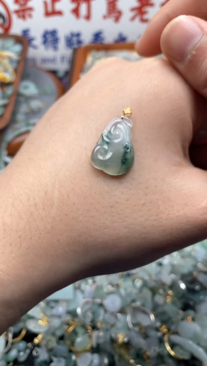 【闪购商品】翡翠颈饰未镶嵌哥哥