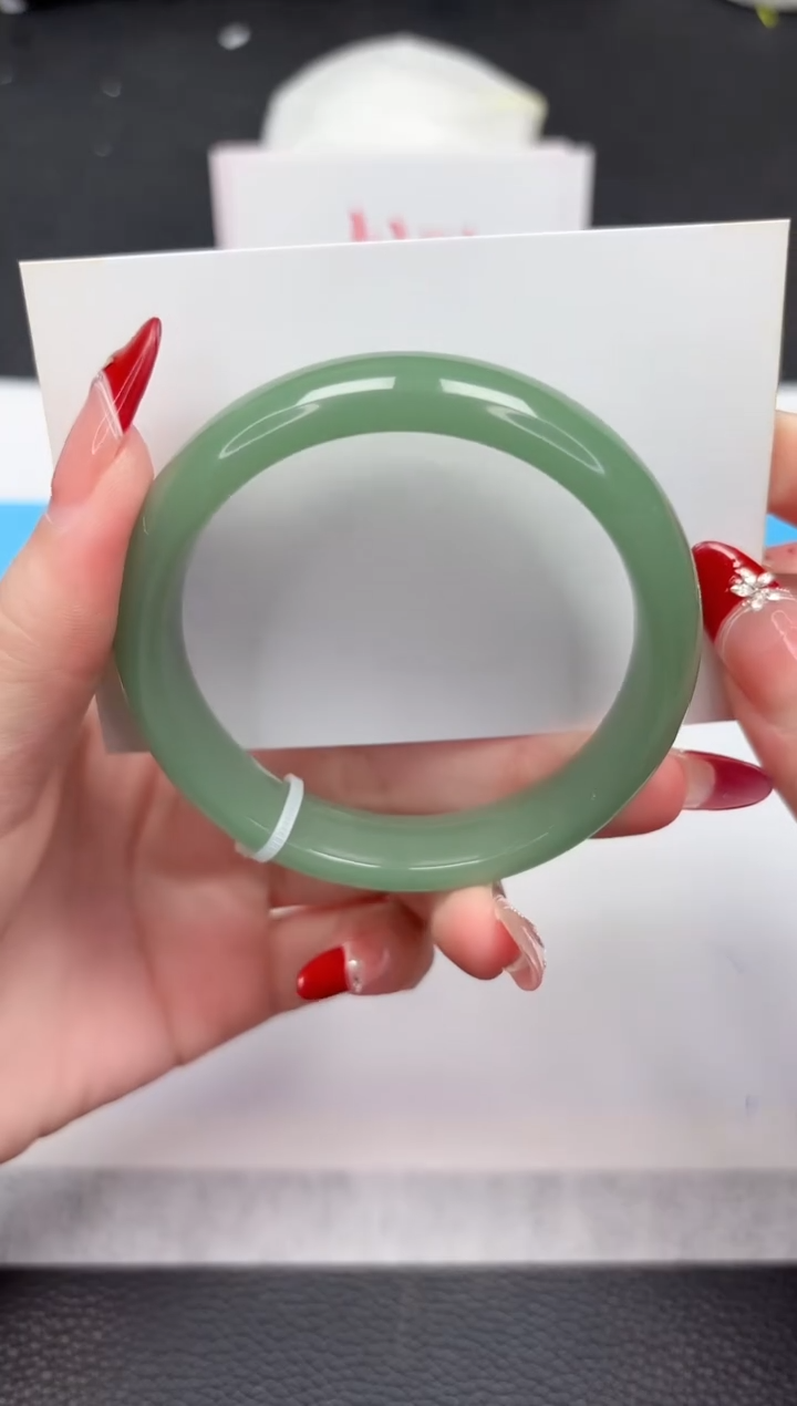 【闪购商品】石英质玉手镯未镶嵌305-56.3