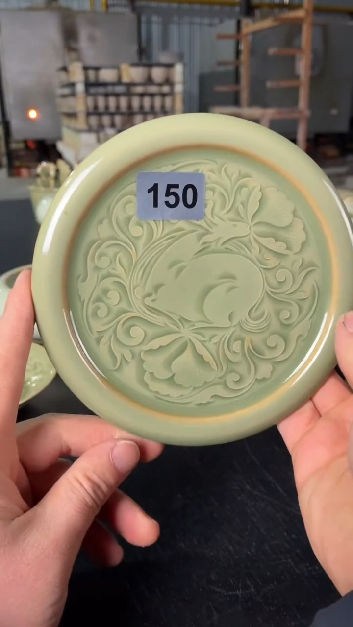 耀州窑仰山鹿纹壶承微瑕150