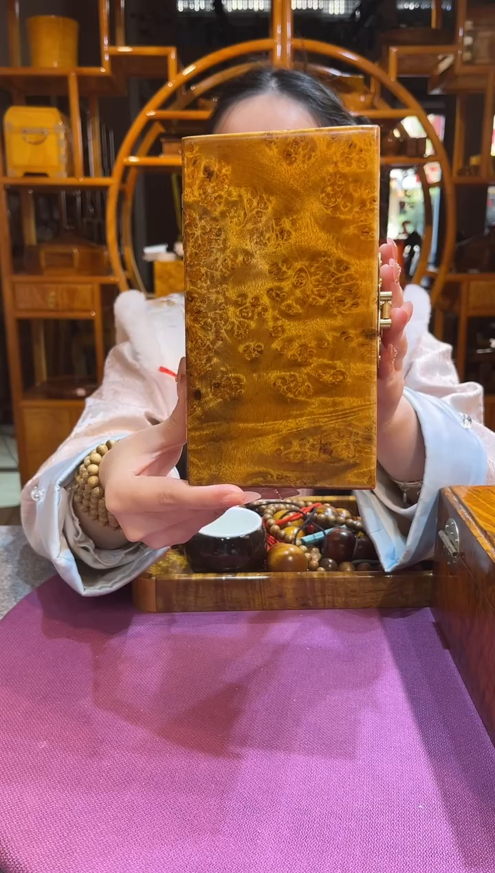 香樟木黄金樟满留疤首饰文玩盒18*10*6（微瑕）