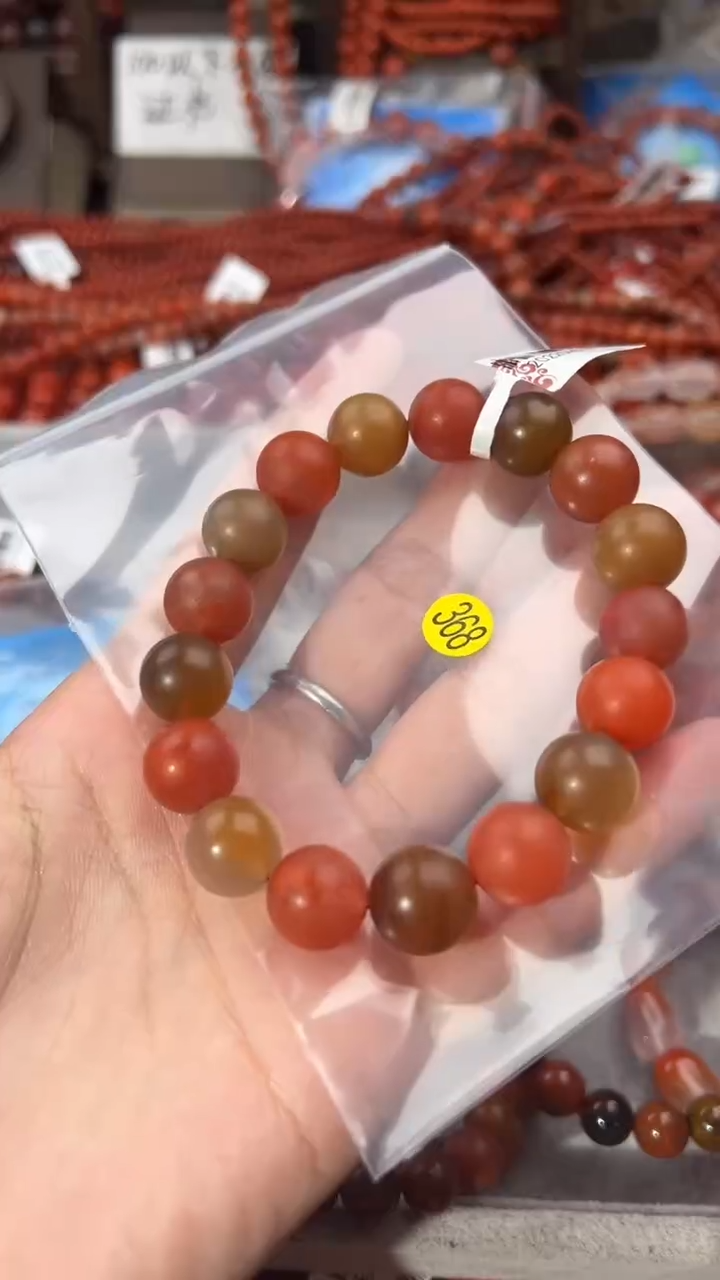 南红玛瑙手串未镶嵌12+