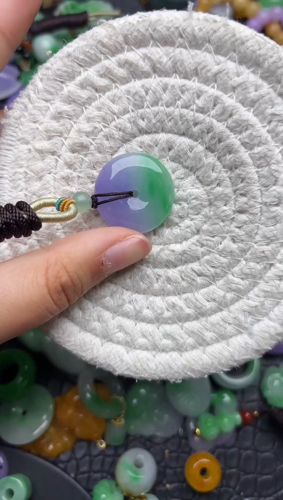 颈饰未镶嵌翡翠缅甸翡翠吊坠