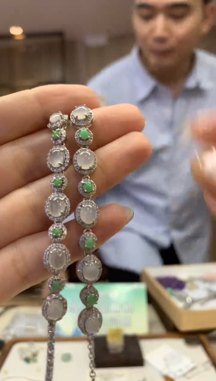 未镶嵌手链翡翠手链多样性发货1件