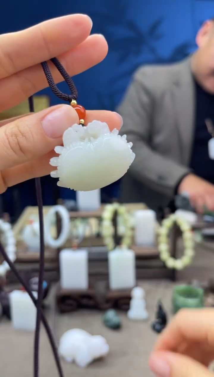 【闪购商品】和田玉颈饰未镶嵌1