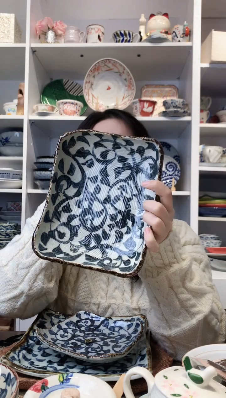 陶瓷章鱼唐草四足方钵20cm