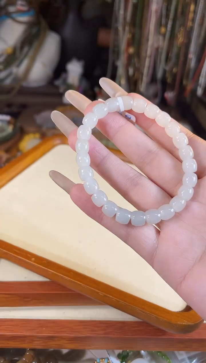【闪购商品】和田玉手链未镶嵌多样性发货其一