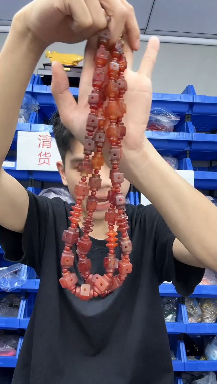 无非金属血离子项链